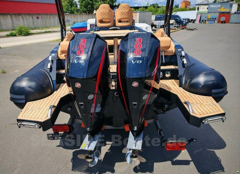 SPX Rib 32 DINETTE - VORFÜHRBOOT