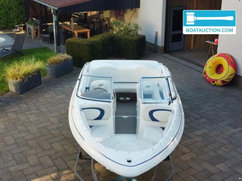 Glastron SX175