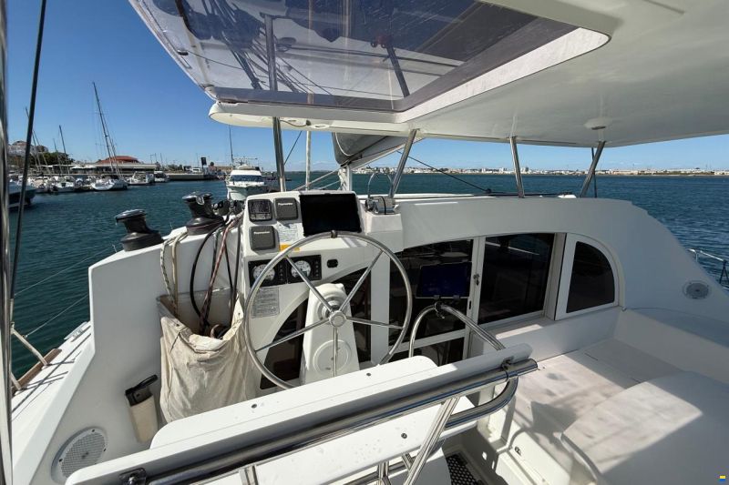 Lagoon 38