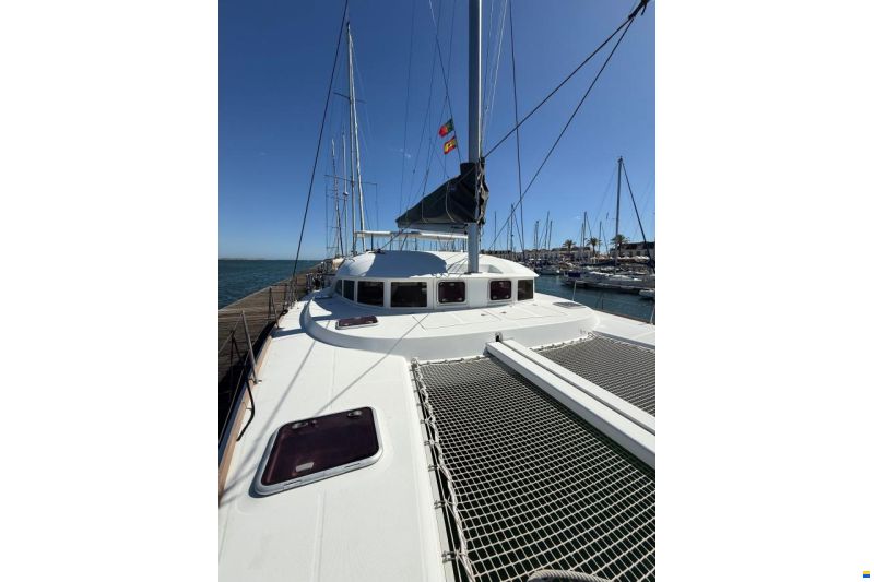 Lagoon 38