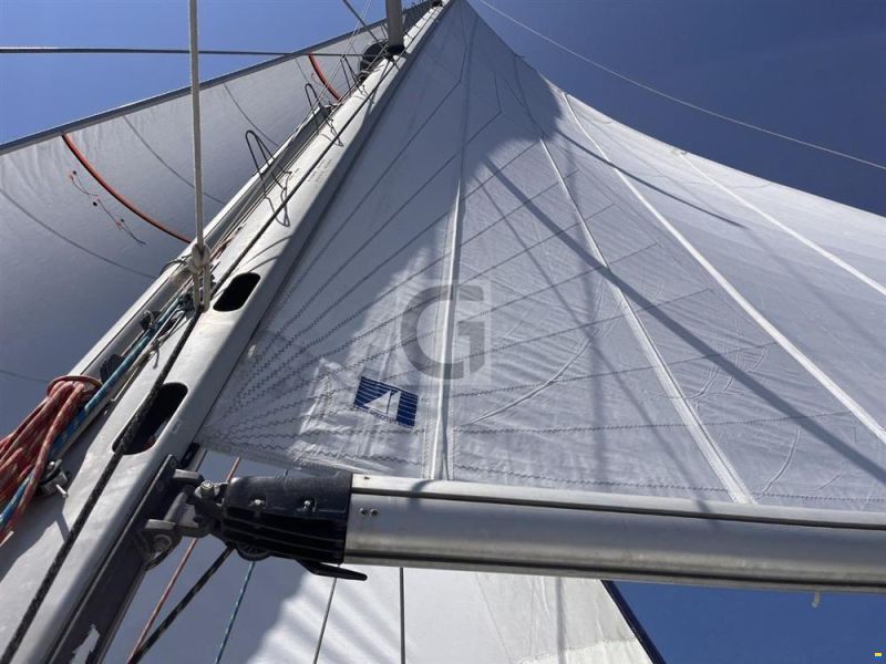 Aphrodite 42