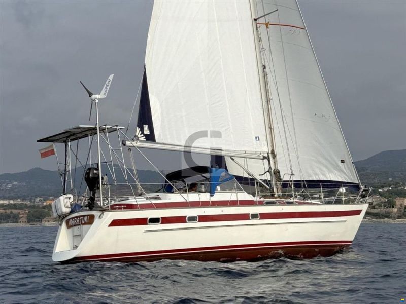 Aphrodite 42