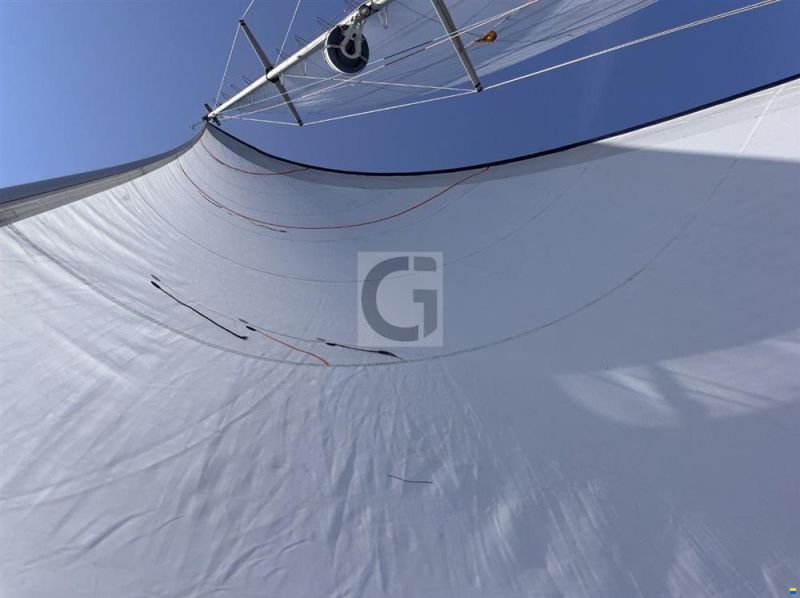 Aphrodite 42