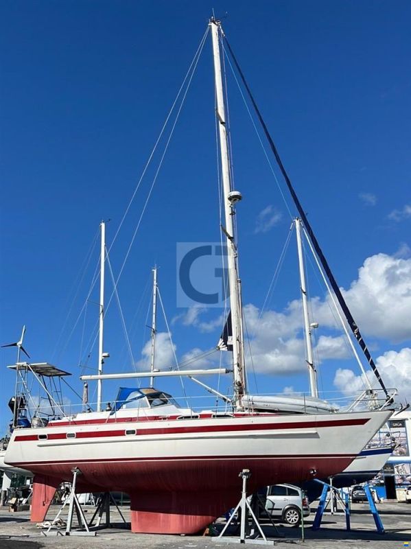 Aphrodite 42