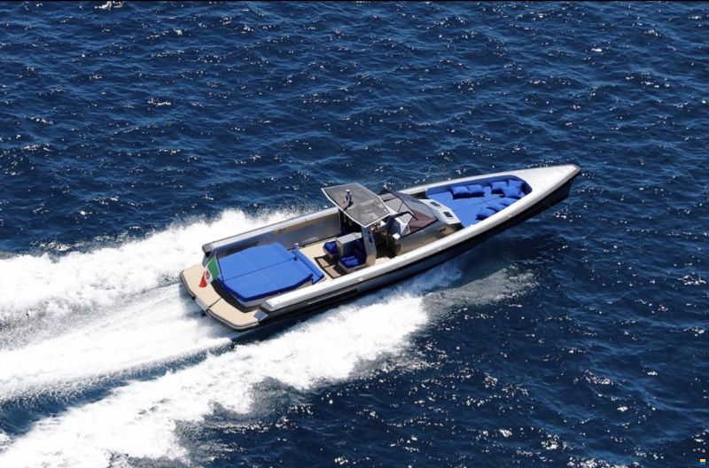 Wally Tender 45