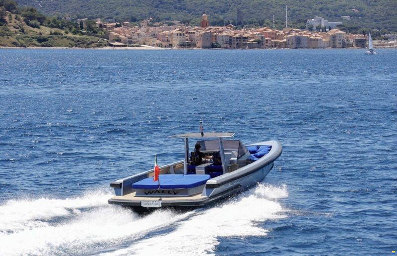 Wally Tender 45