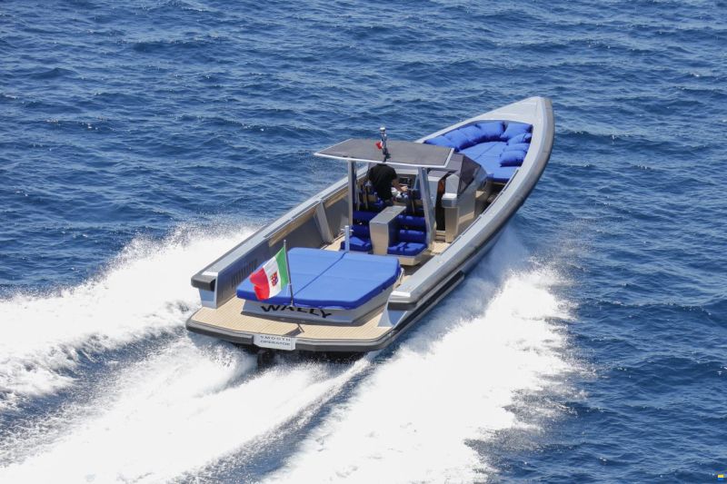 Wally Tender 45