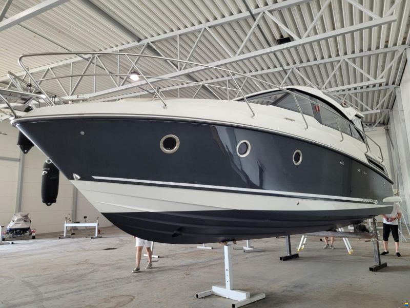 Grandezza 33OC