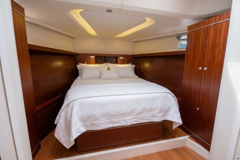 Hanse 445