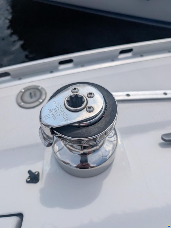 Jeanneau Aquila 28