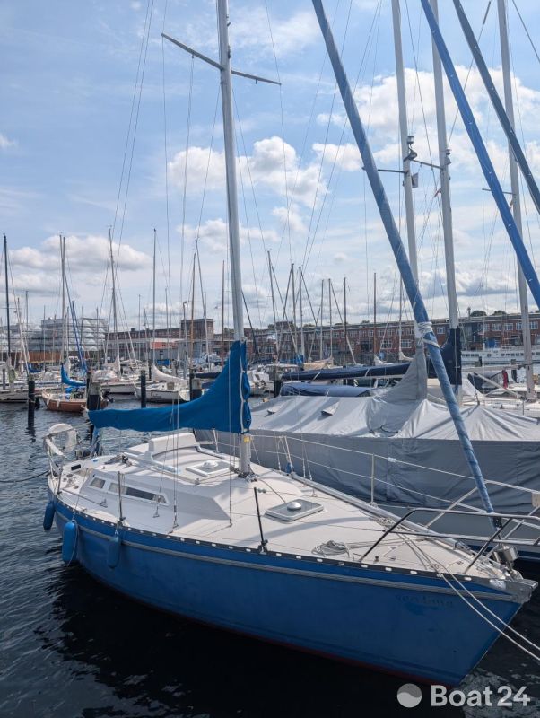 Jeanneau Aquila 28