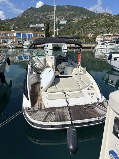 Rinker 246 BR Captiva Bowrider