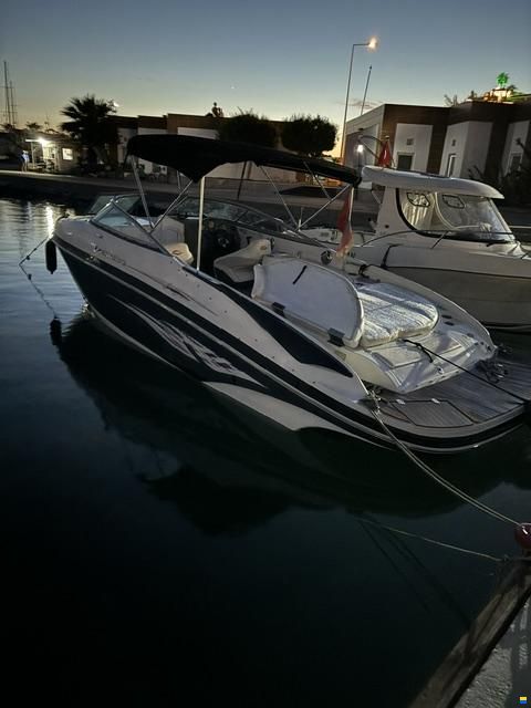 Rinker 246 BR Captiva Bowrider