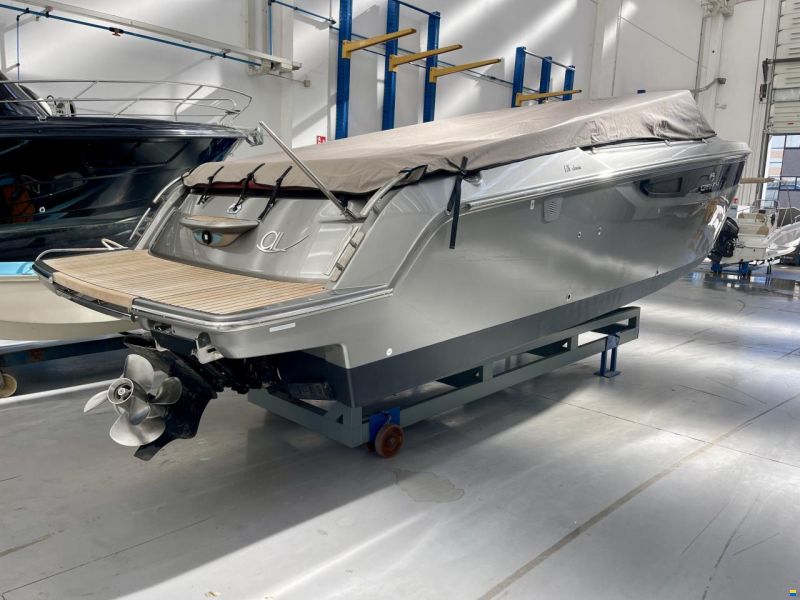 Cranchi E26