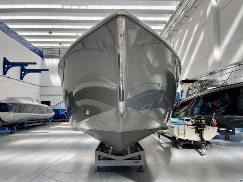 Cranchi E26