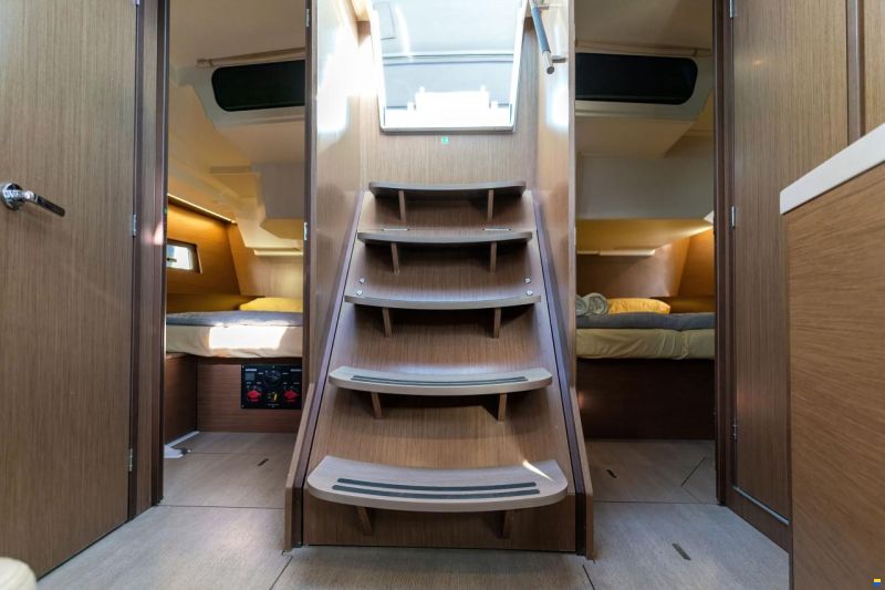 Beneteau Oceanis 46.1