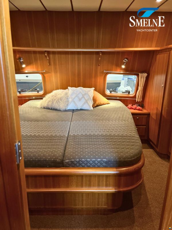 Dutch Yachting Group Dutchline Classic 42