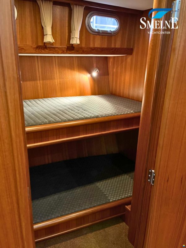 Dutch Yachting Group Dutchline Classic 42