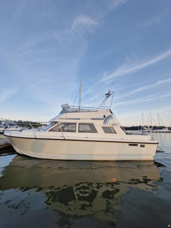 Arcus 28 FB
