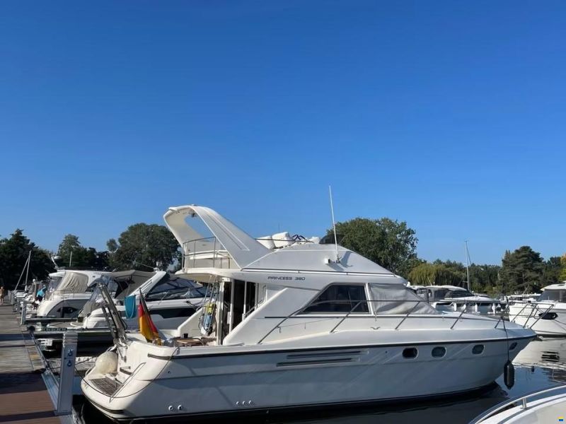 Princess 38