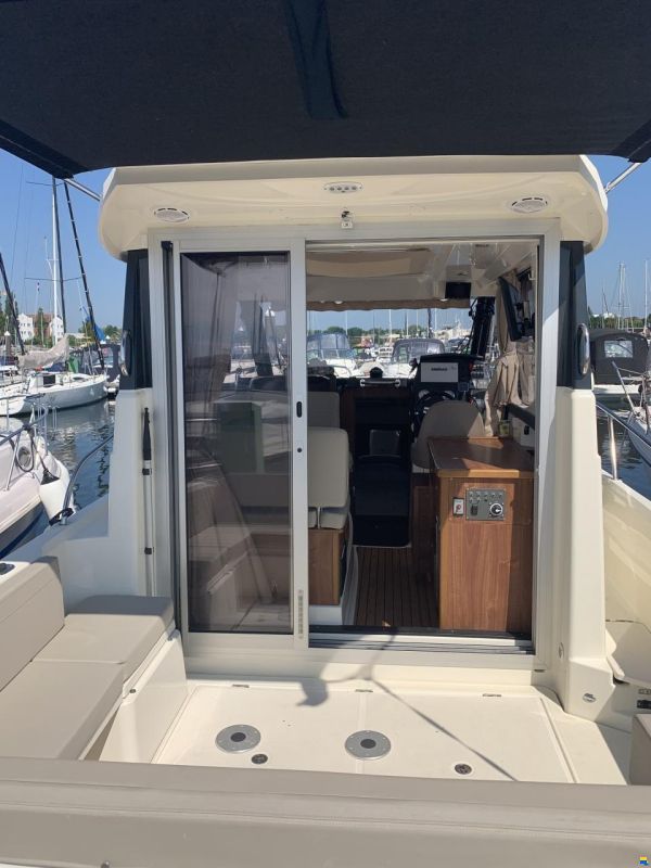 Quicksilver 855 Aktiv Weekend IB Diesel