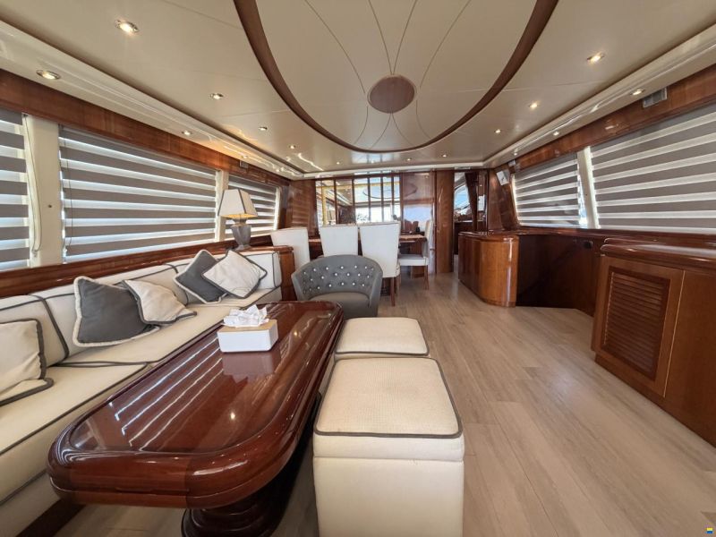 Falcon Yachts 86