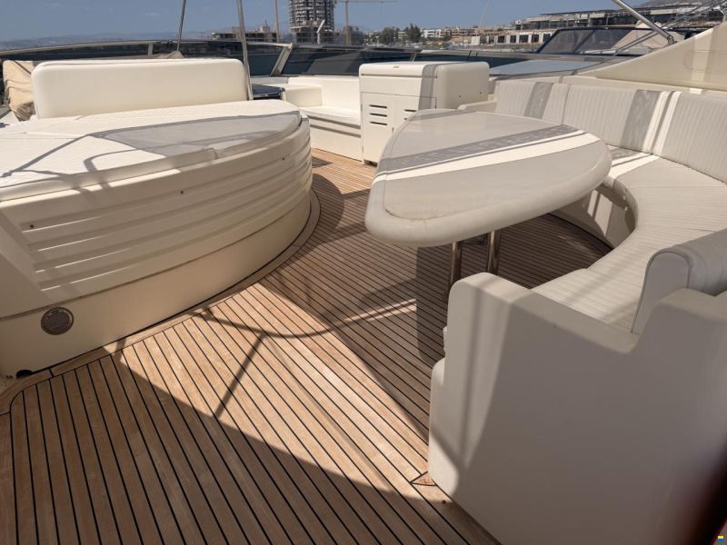 Falcon Yachts 86
