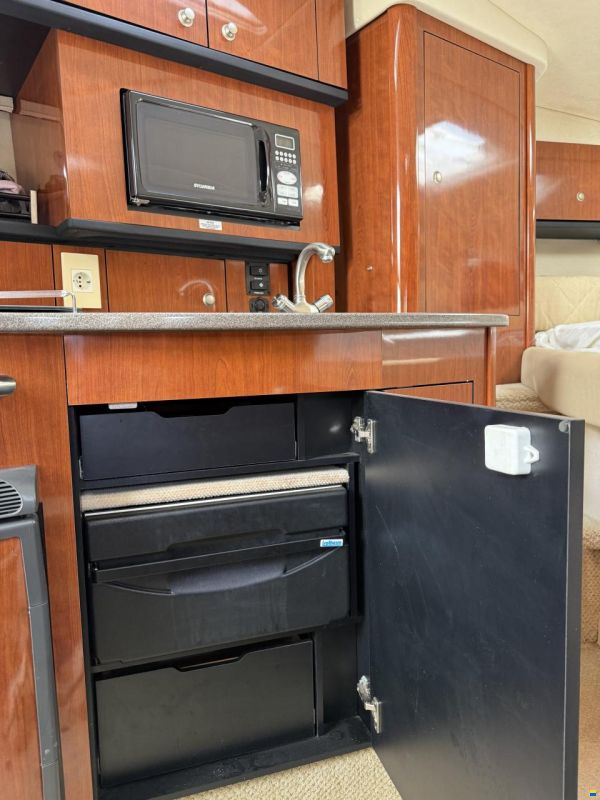 Sea Ray sundancer 335