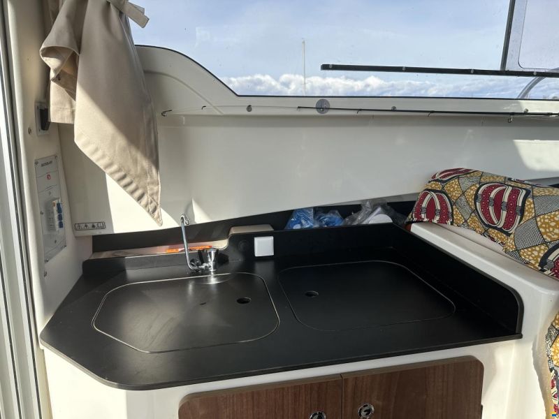 QuickSilver Activ 705 Cruiser