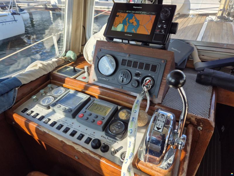 Fisher 25