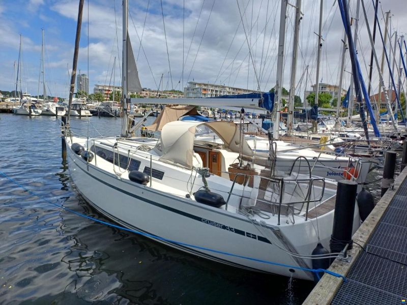 Bavaria 33 Cruiser