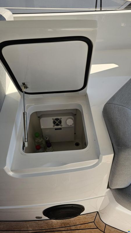 Sunseeker Portofino 47