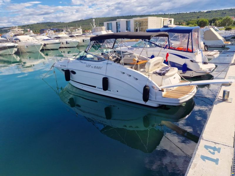 Chaparral 270 Signature