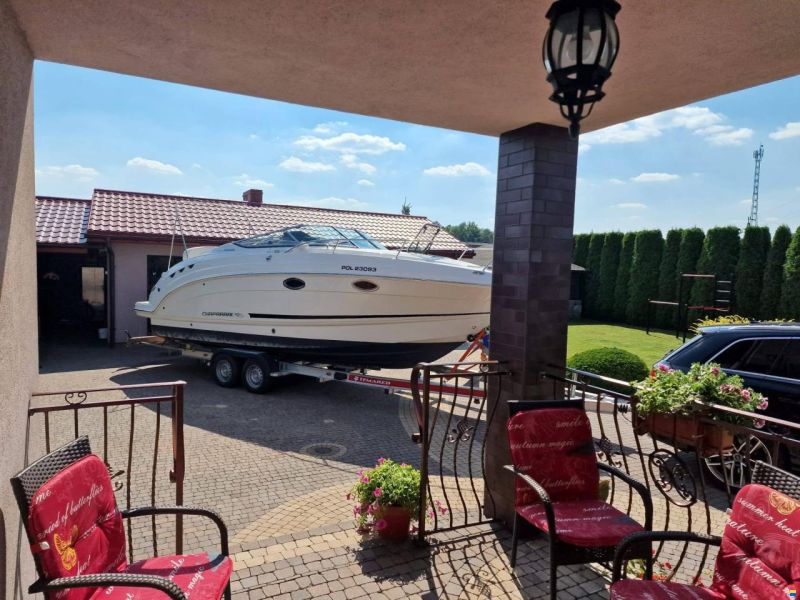 Chaparral 270 Signature