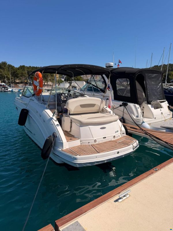Chaparral 270 Signature