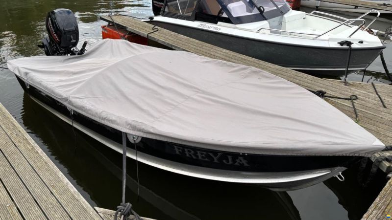 Lund 1400 FURY