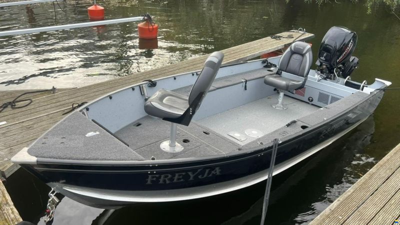 Lund 1400 FURY