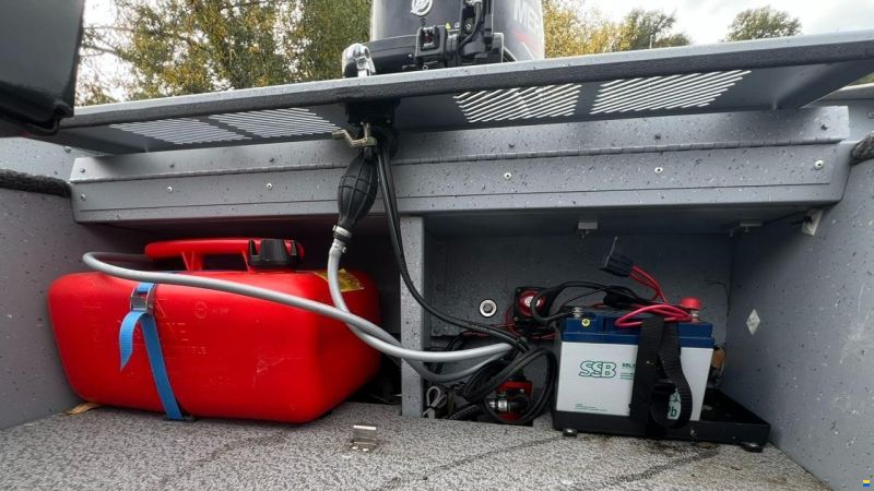 Lund 1400 FURY