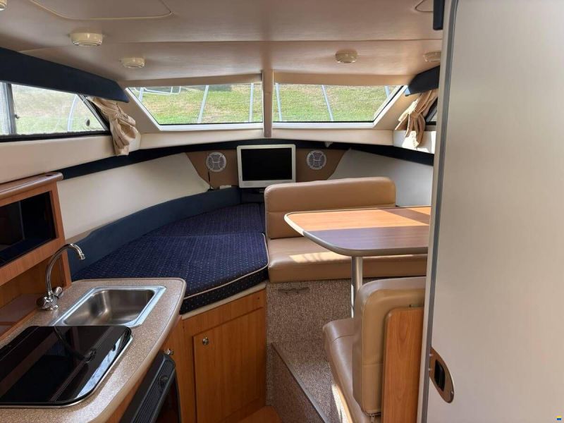 Bayliner 246 Discovery