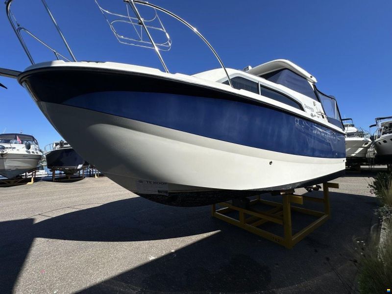 Bayliner 246 Discovery