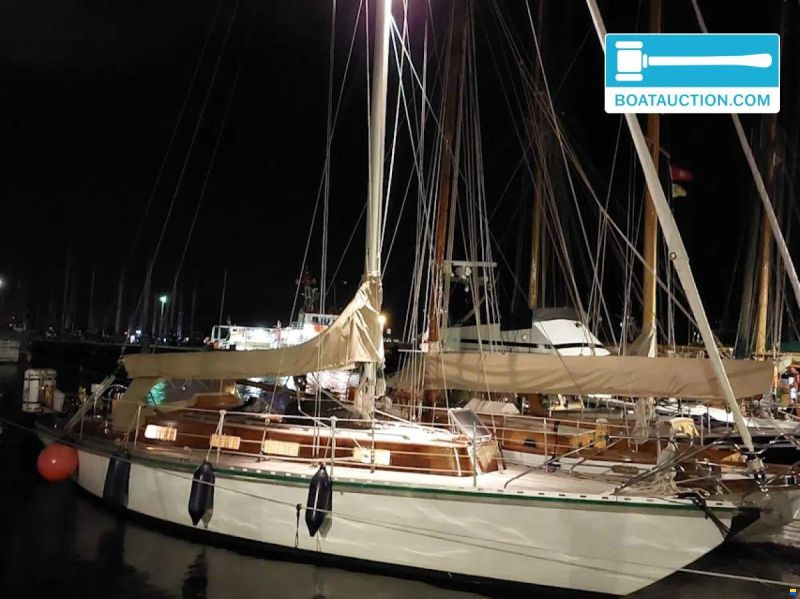 Narval 38