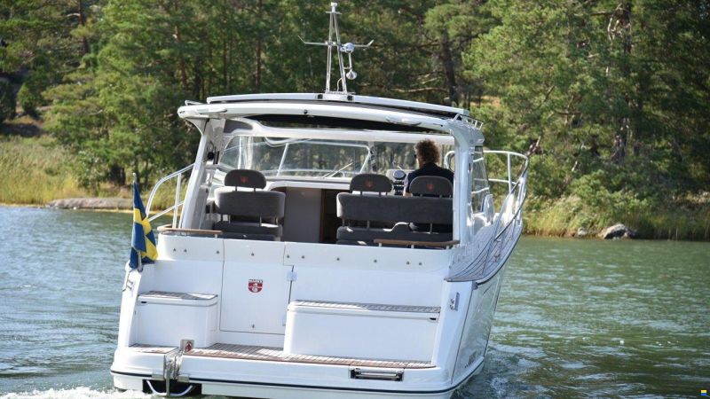 Marex 310 SUN CRUISER