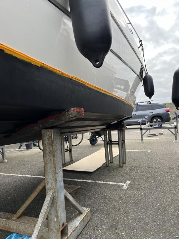 Maxum SCR2400