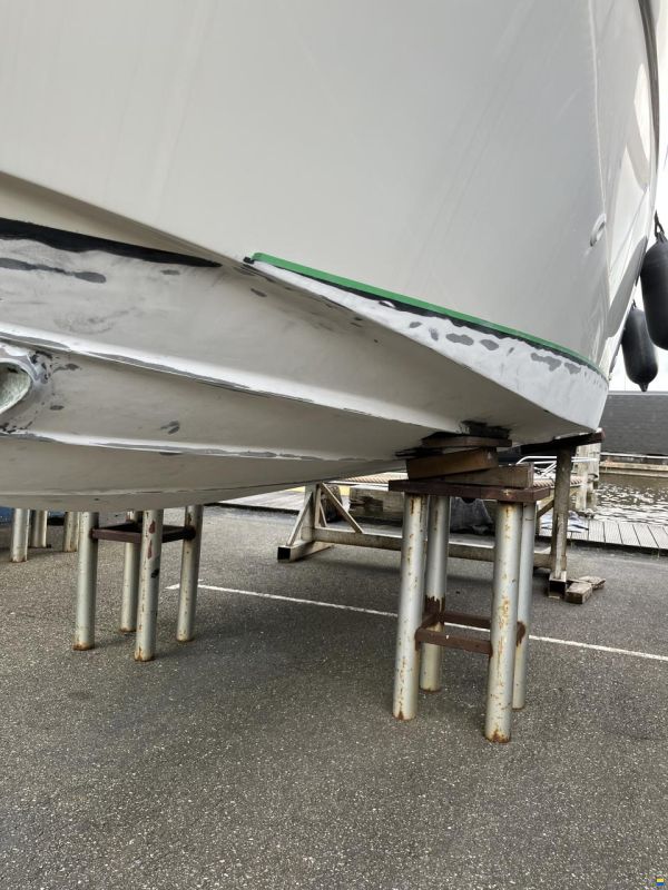 Maxum SCR2400
