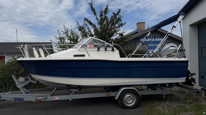 Bayliner Trophy