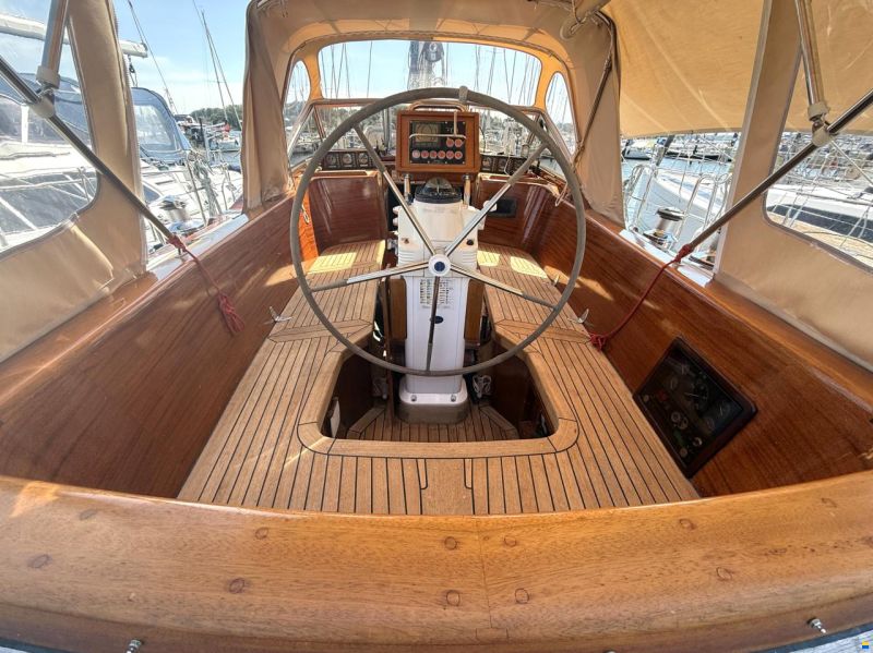 Dick Exklusive Mittelcockpit Yacht 45