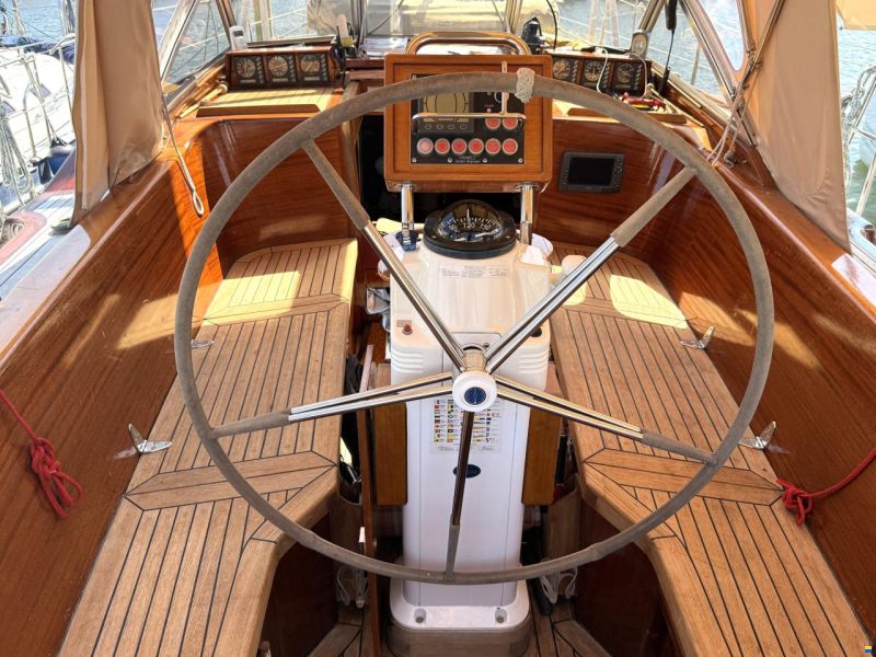 Dick Exklusive Mittelcockpit Yacht 45