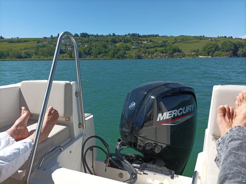 Quicksilver Pilothouse 555