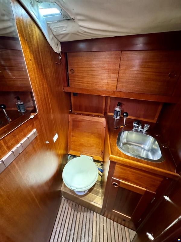 Sweden Yachts C34