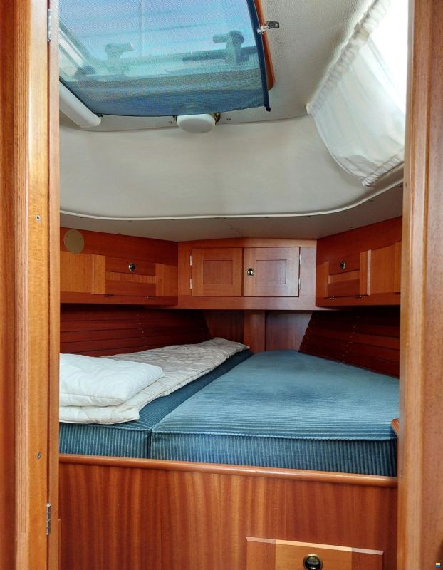 Hallberg-Rassy 34